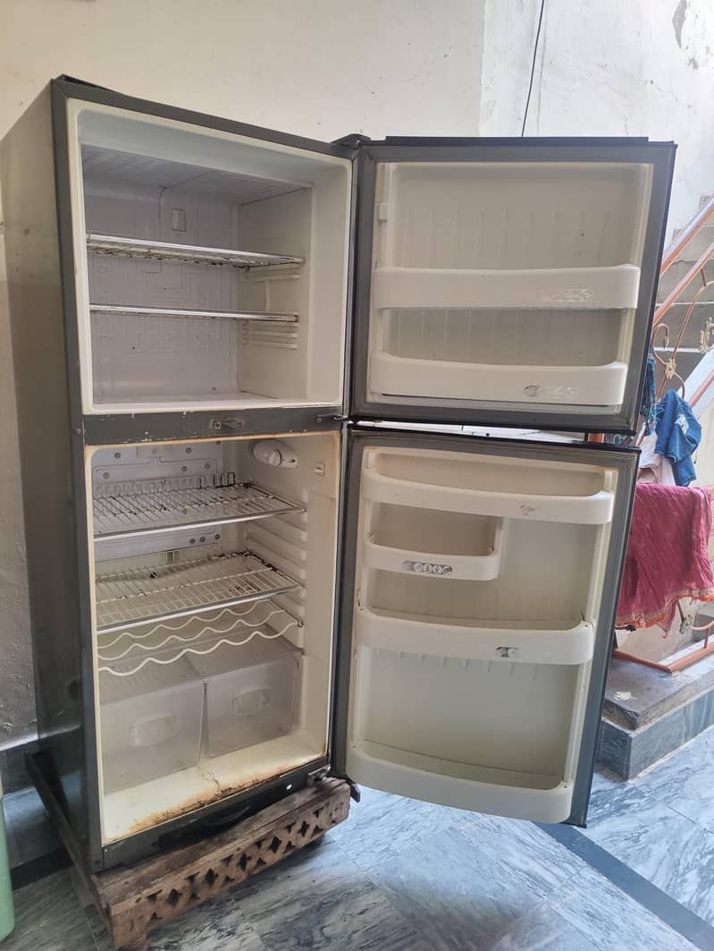 Orient Fridge 1