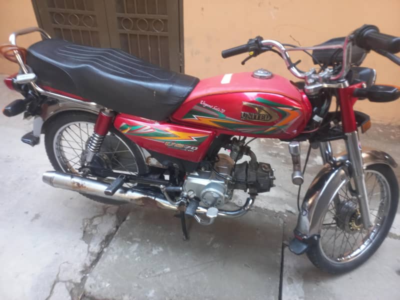 United 70cc 3