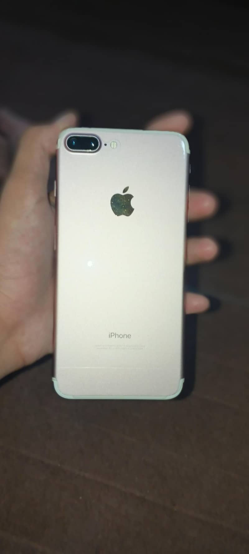 Apple iPhone 7 Plus 1