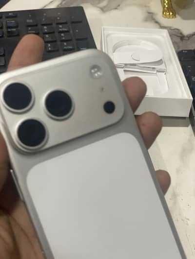 Iphone 17pro jv