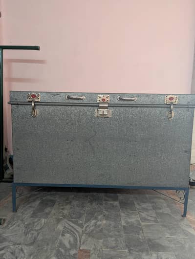 Peti for sale