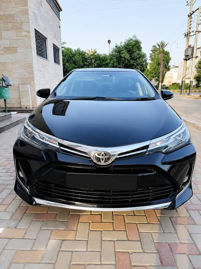 Toyota Altis Grande 2025 - Black Interior