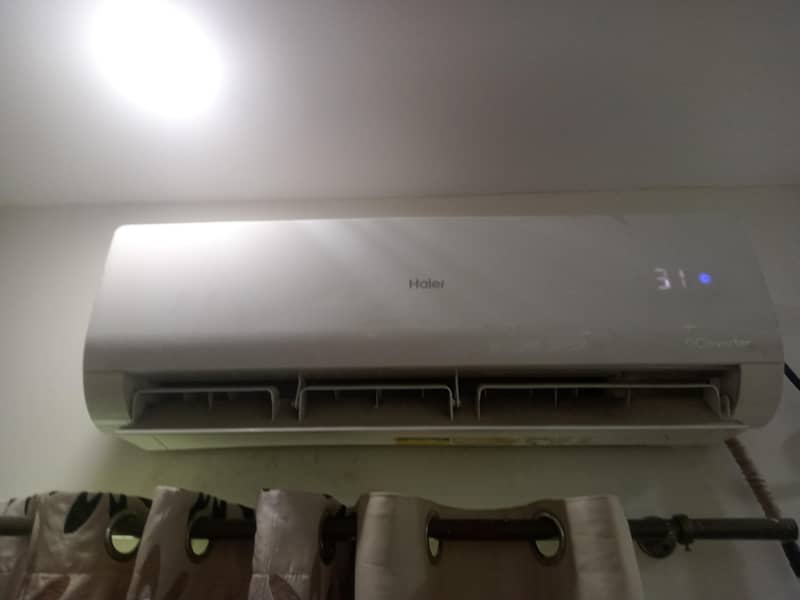 one ton split ac 1