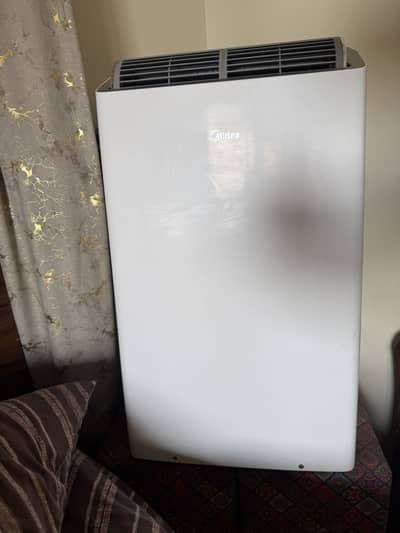 Midea 1.25 ton Portable AC
