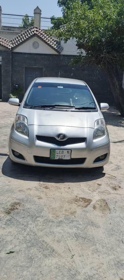 Toyota Vitz 2010