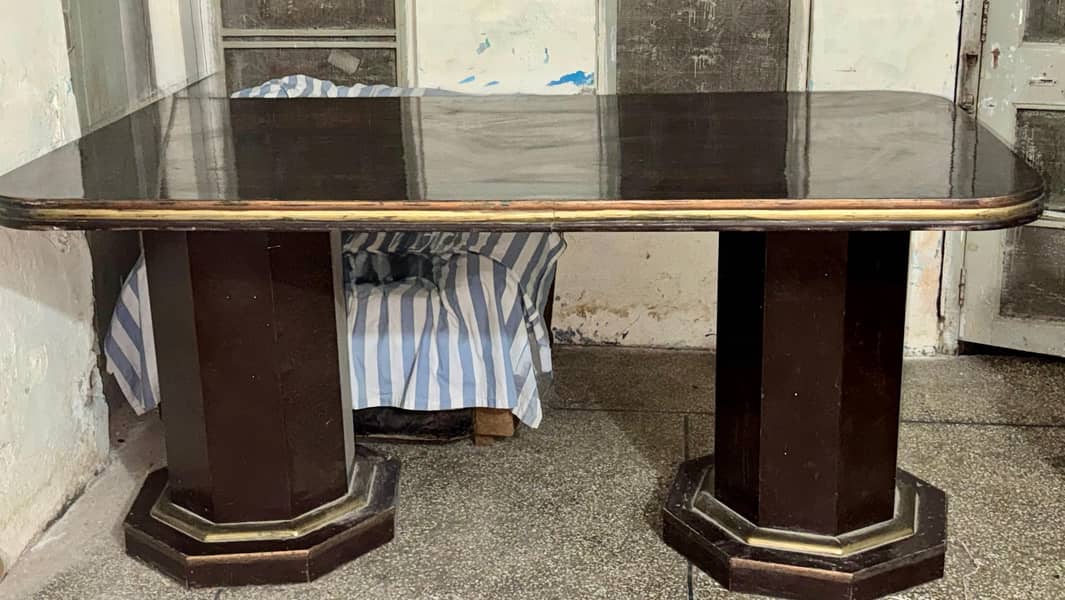 Dinning table -Full size 3