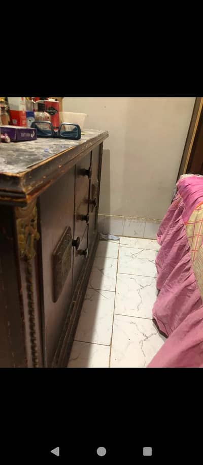 pure Sath hai furniture ka
