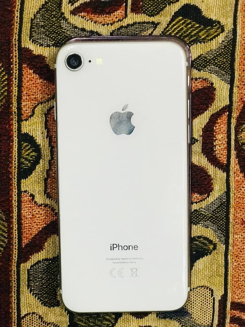 Apple iPhone 8 2