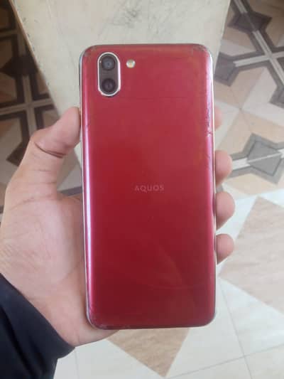 Aqous R2 4gb ram 64gb storage non pta 03013521768 ispe msg karen