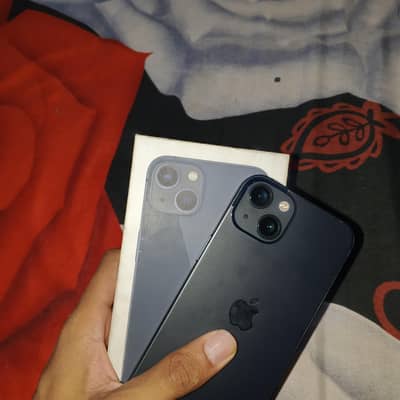 Apple iPhone 13