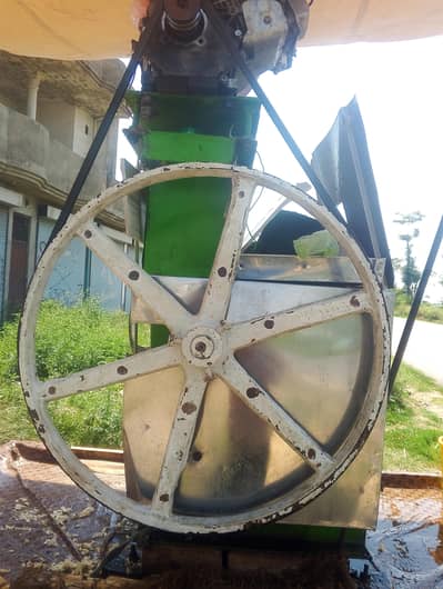Sugarcane Juicer Machine