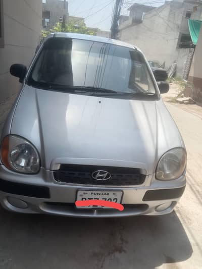Hyundai Santro 2004 for urgent sale