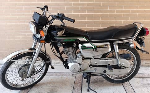 Honda CG 125 Special Edition SE 2023 Black Color