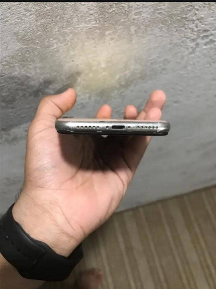 Apple iPhone X 1