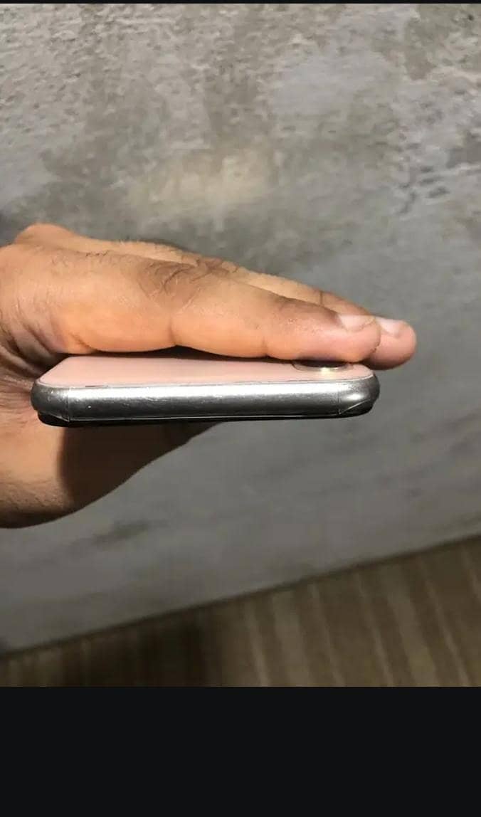 Apple iPhone X 6
