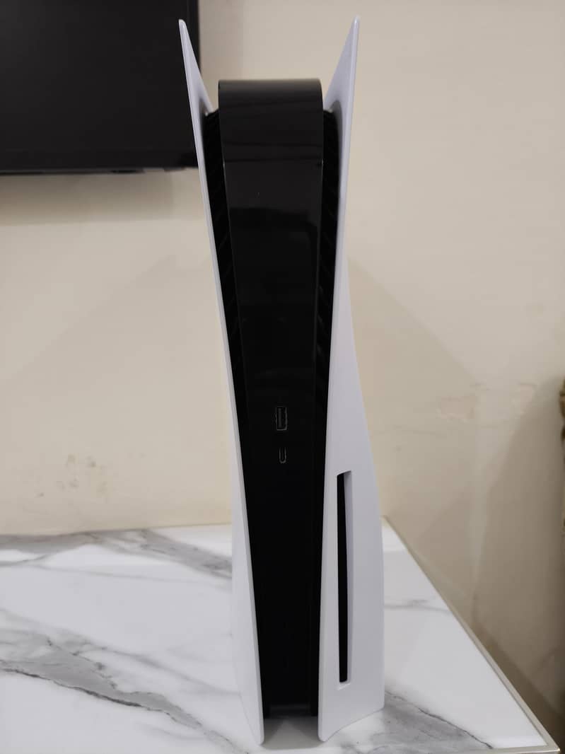 Ps5 Base variant 5