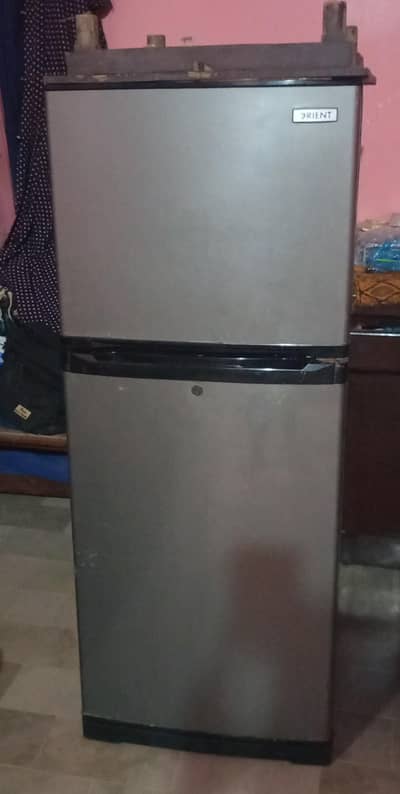 Orient Fridge han Uper cooling han necha halki han ganiune compressor