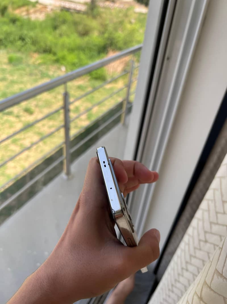 Infinix Note 40 6
