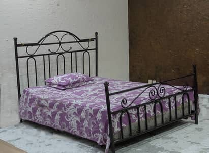 Wrought iron bed