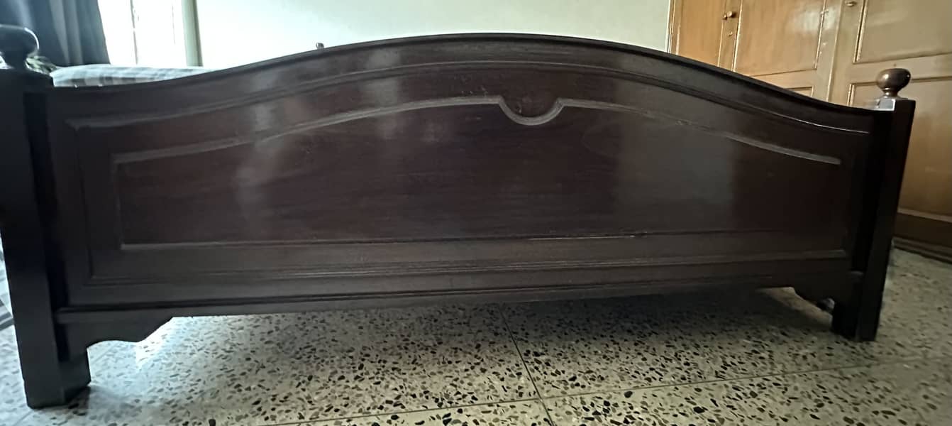 Solid wood king size bed set 1