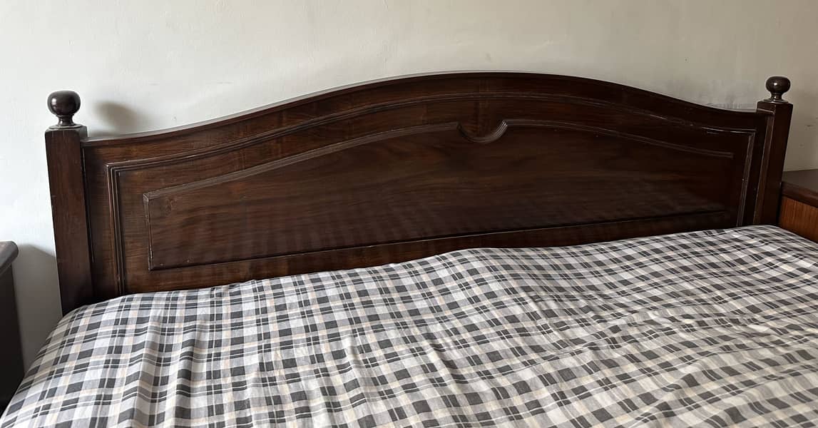 Solid wood king size bed set 2