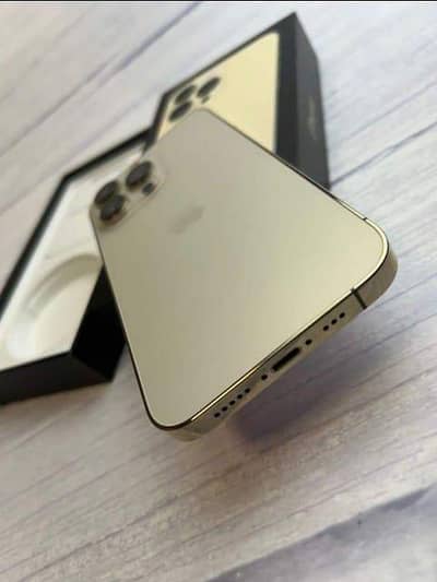 Apple iPhone 14 Pro Max 48 hours offer WhatsApp number 03707483657