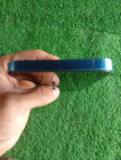 Apple iPhone 12 factory unlock