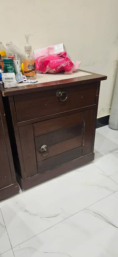 Bed With Side table Dressing