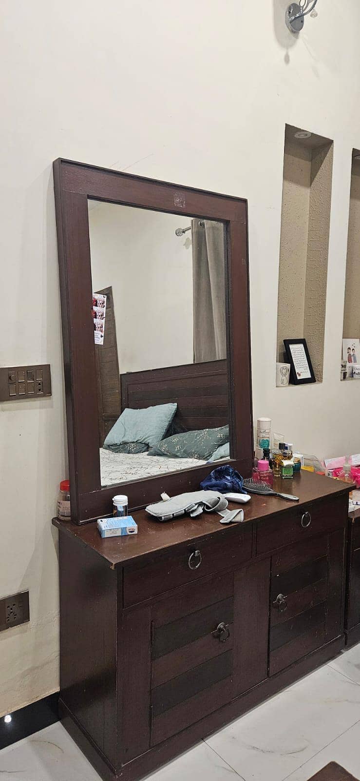 Bed With Side table Dressing 2