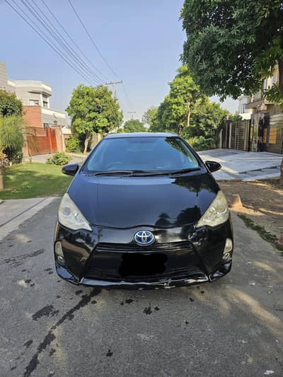 Toyota Aqua s package