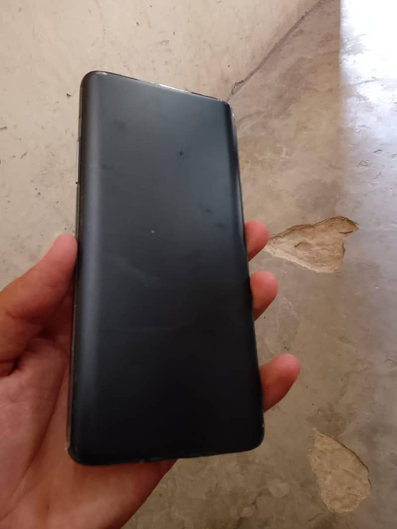 One Plus 7 Pro 1