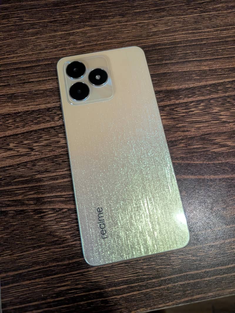 Realme C53 0