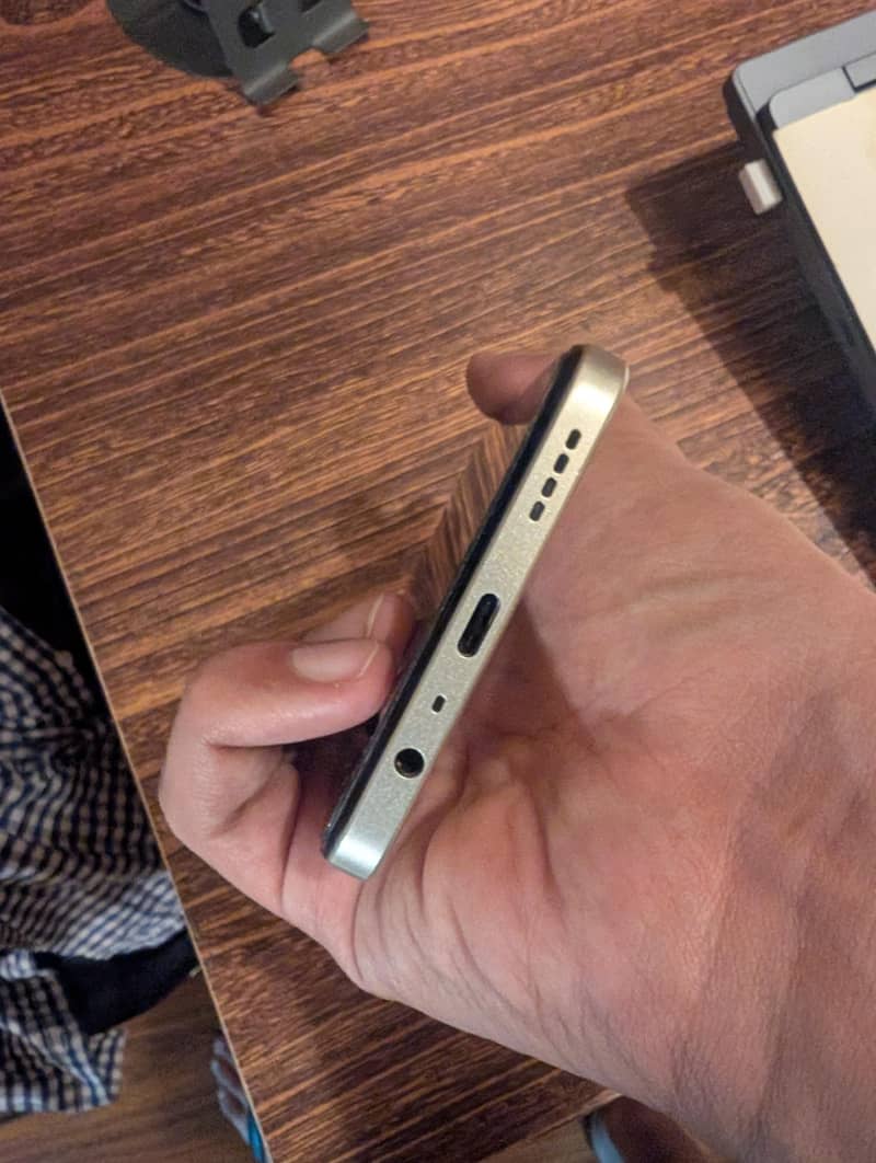 Realme C53 3
