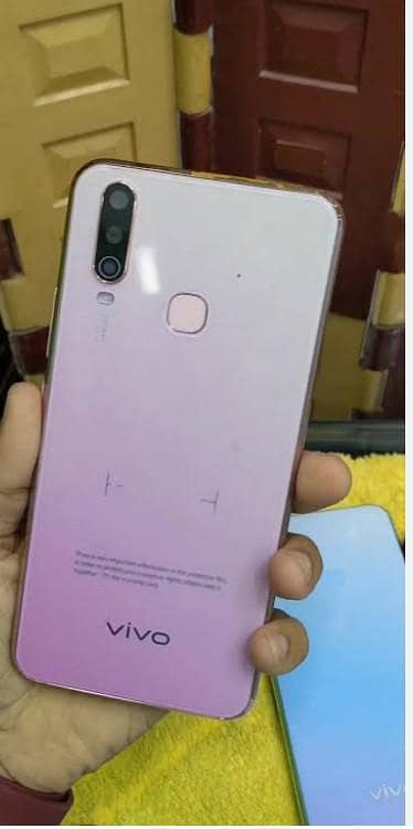 Vivo Y17