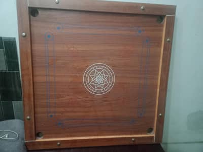 carrom board
