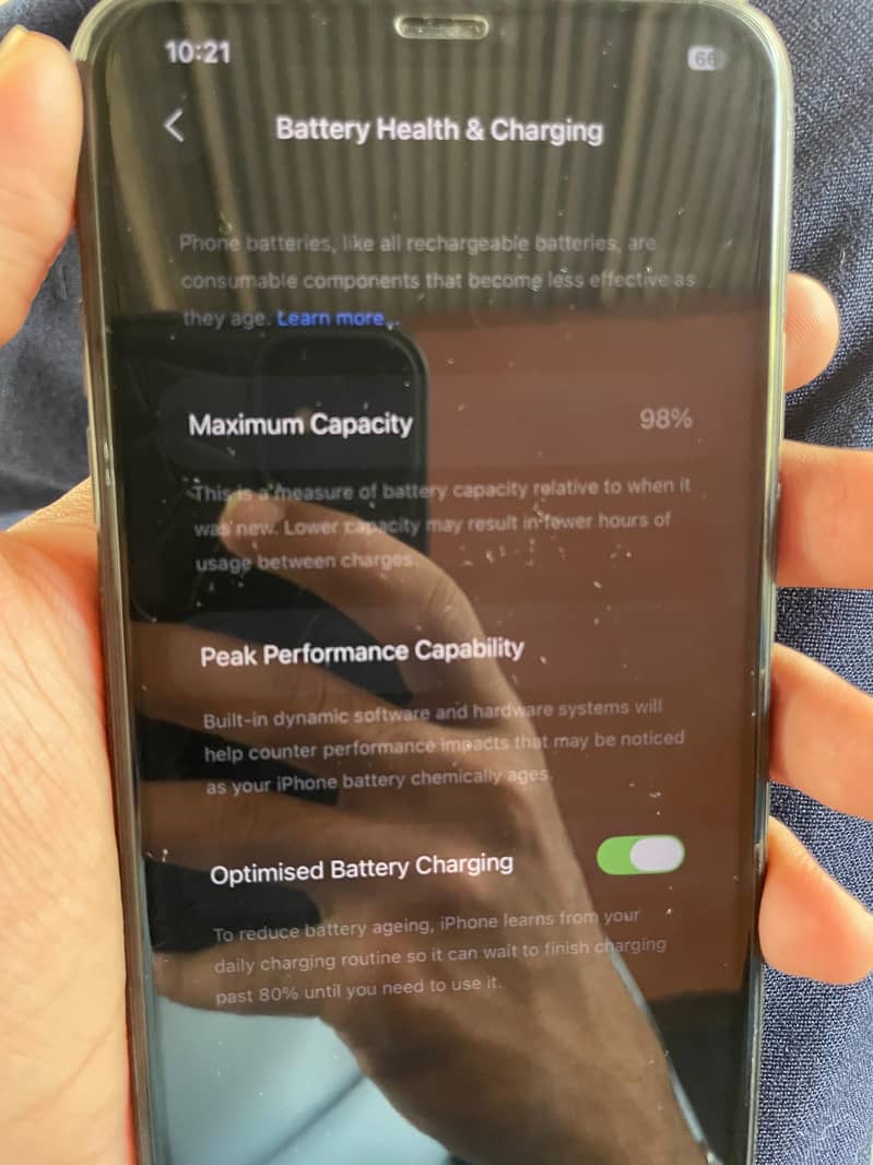iPhone 11 Pro Max 4