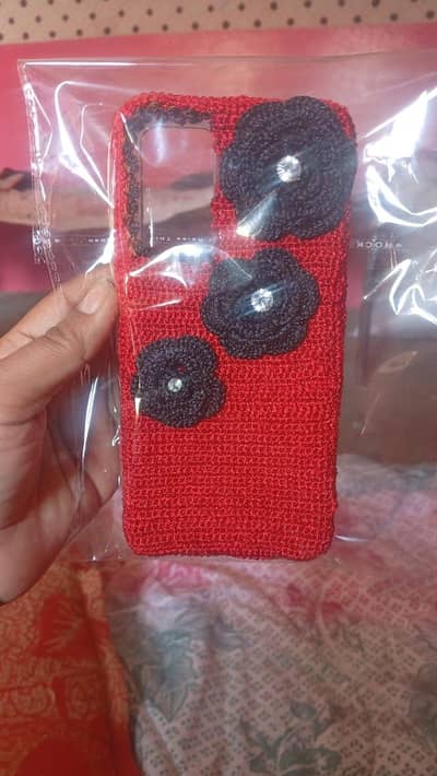 HANDMADE CROCHET MOBILE COVER Red and Black with white stone COD av
