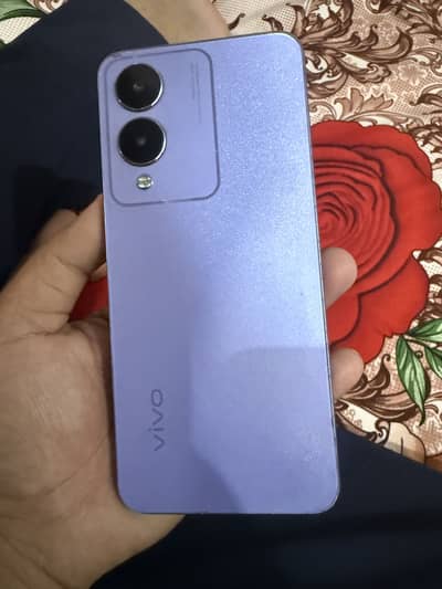 Vivo Y17s
