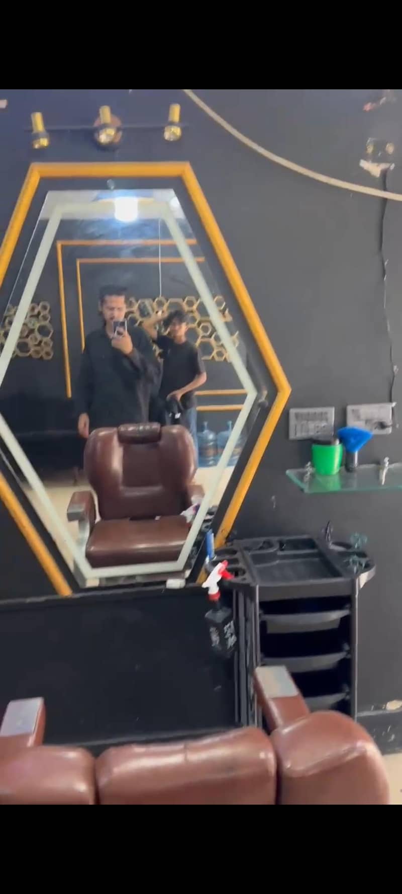 SALOON SETUP 1