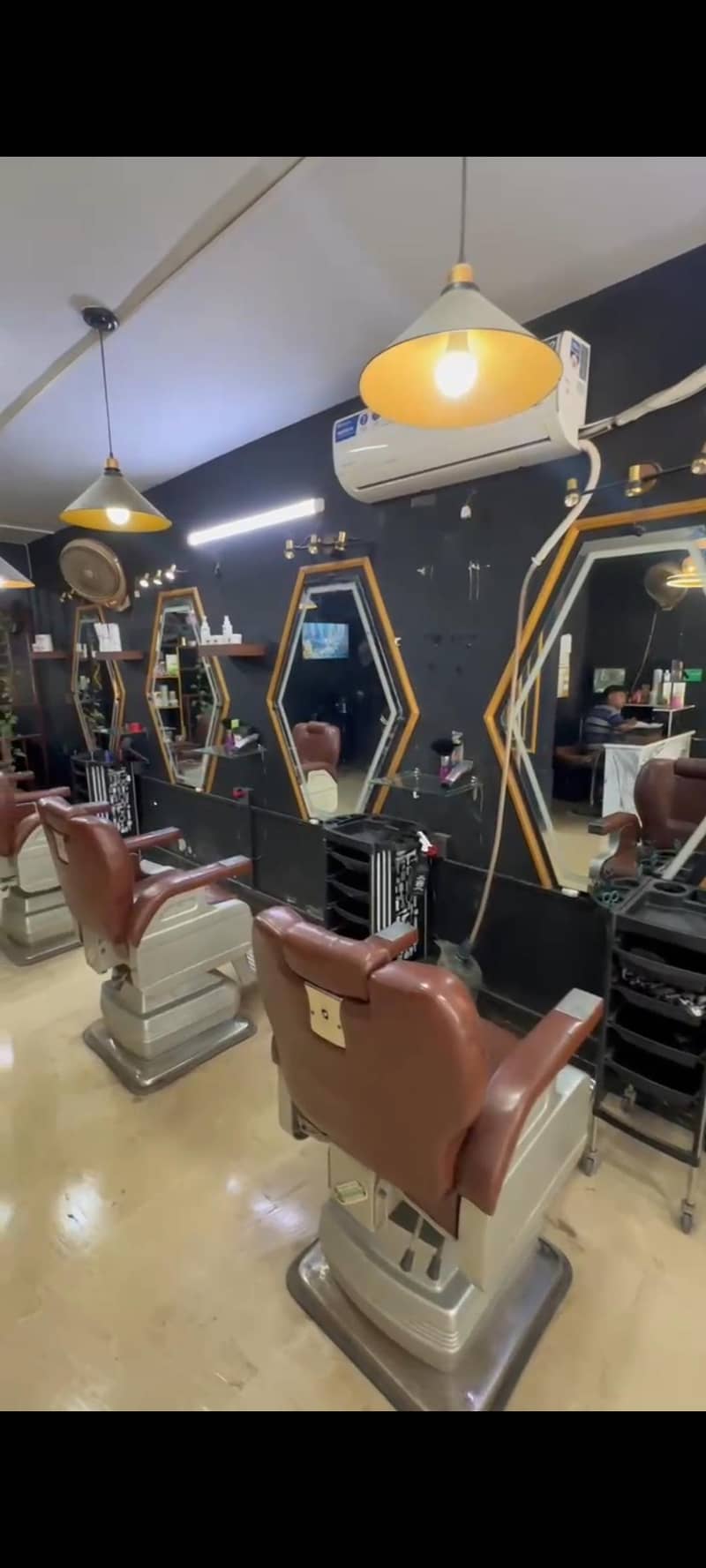 SALOON SETUP 3