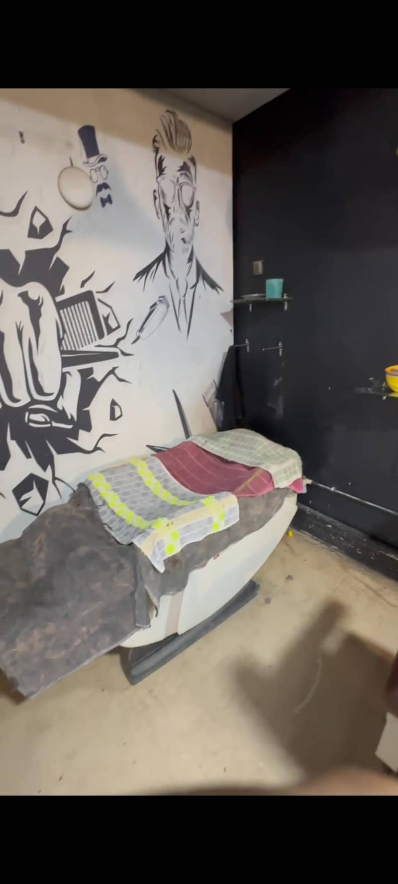 SALOON SETUP 6