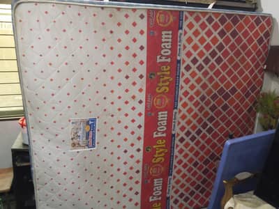 medicated mattress 6 inch king size urgent sale