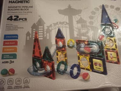 42 pieces colorful  magnetic tiles