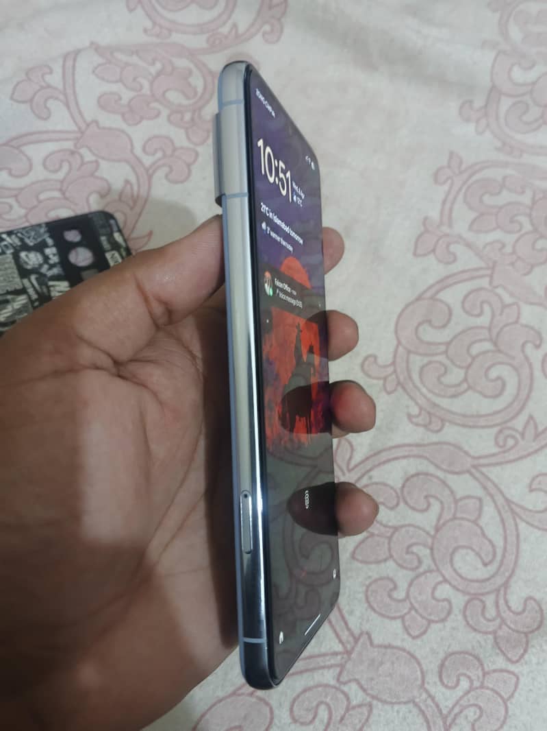 Google Pixel 8 Pro 4