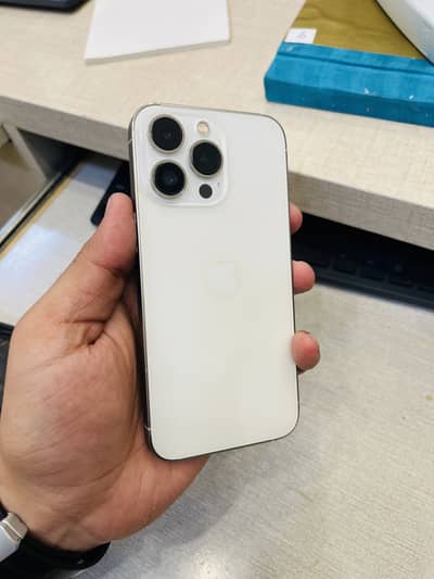 Apple iPhone 13 Pro