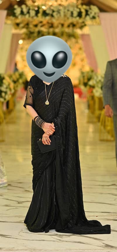 Sarhi | MariaB | Medium Size