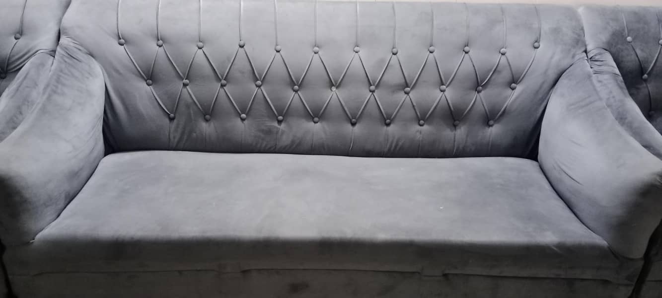 cousin sofa 1