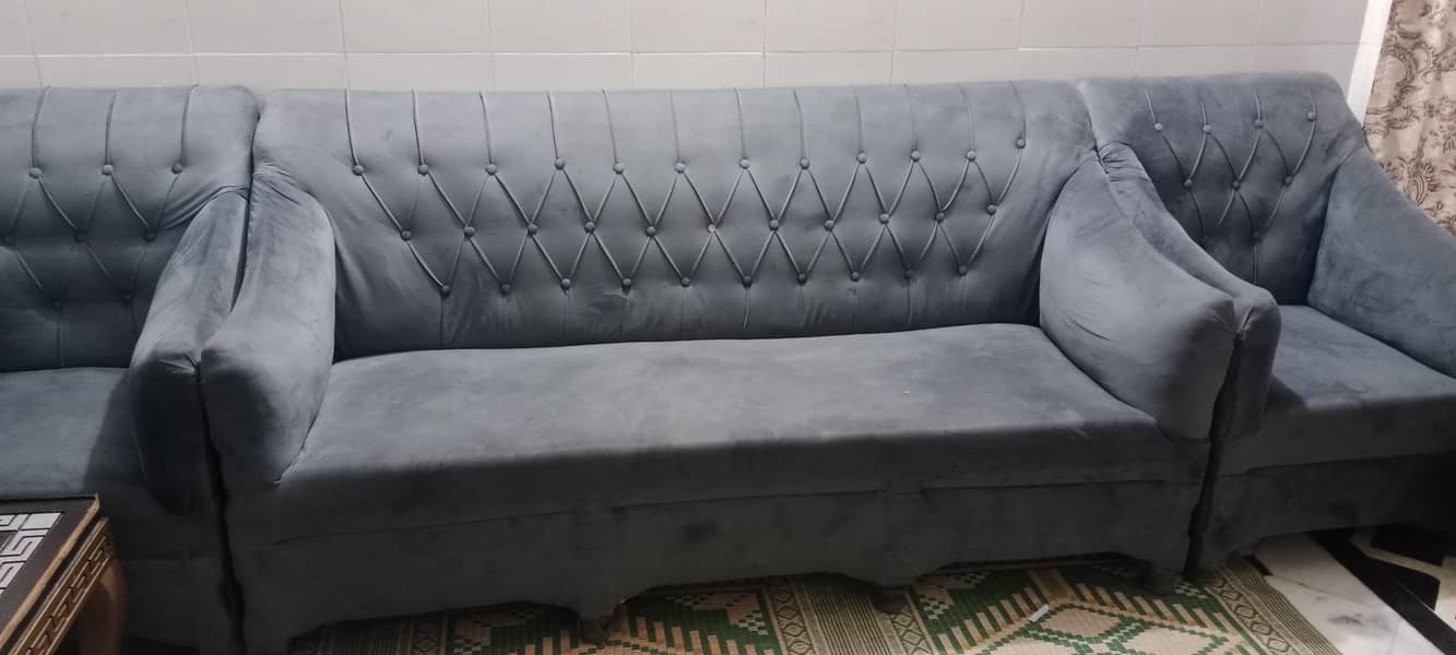cousin sofa 3