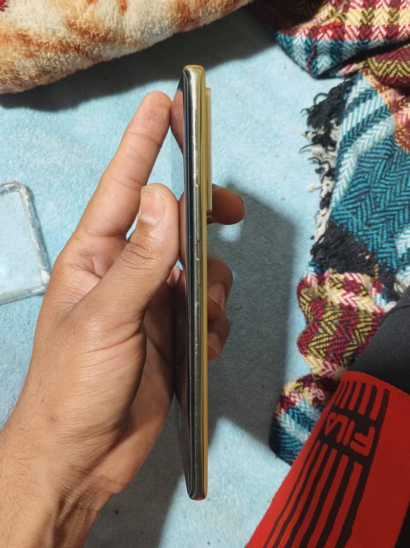 Infinix Note 40 Pro 2