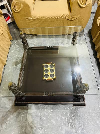 lohe Ki almaari or glass top centre table